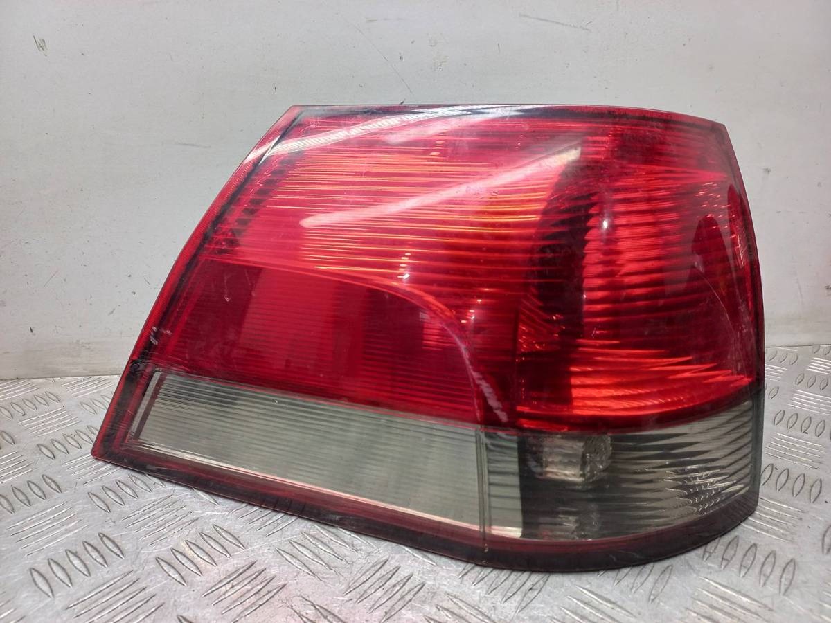 Новое Opel Vectra, 2004 г., OEM 13184022, арт. 1111050