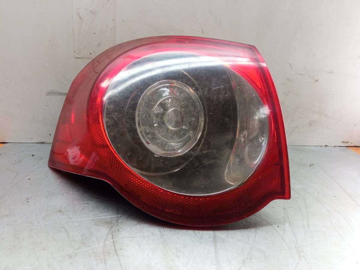 Новое Volkswagen Passat, 2006 г., OEM 3C9945095B, арт. 1118266