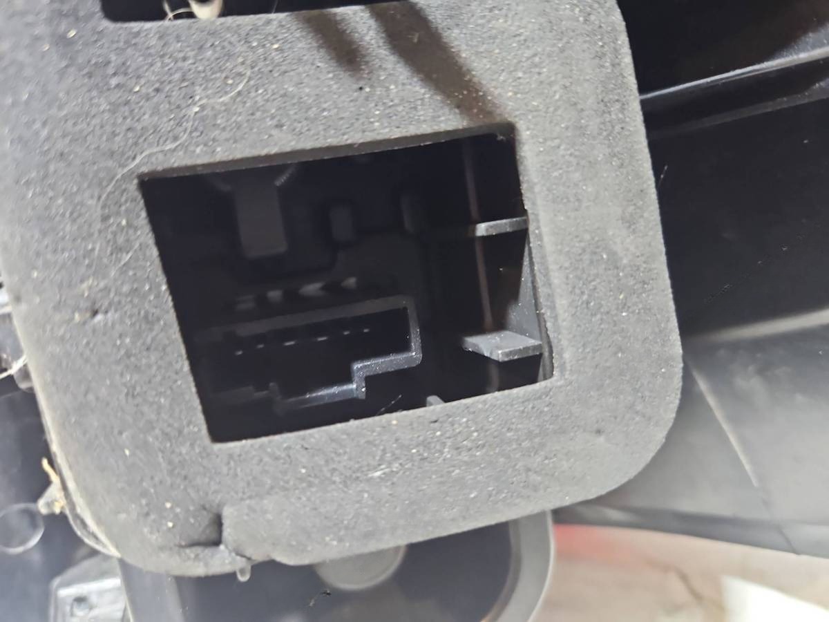 Новое Dacia Logan MCV Stepway, 2019 г., OEM 265551978R, арт. 22409, фото 4