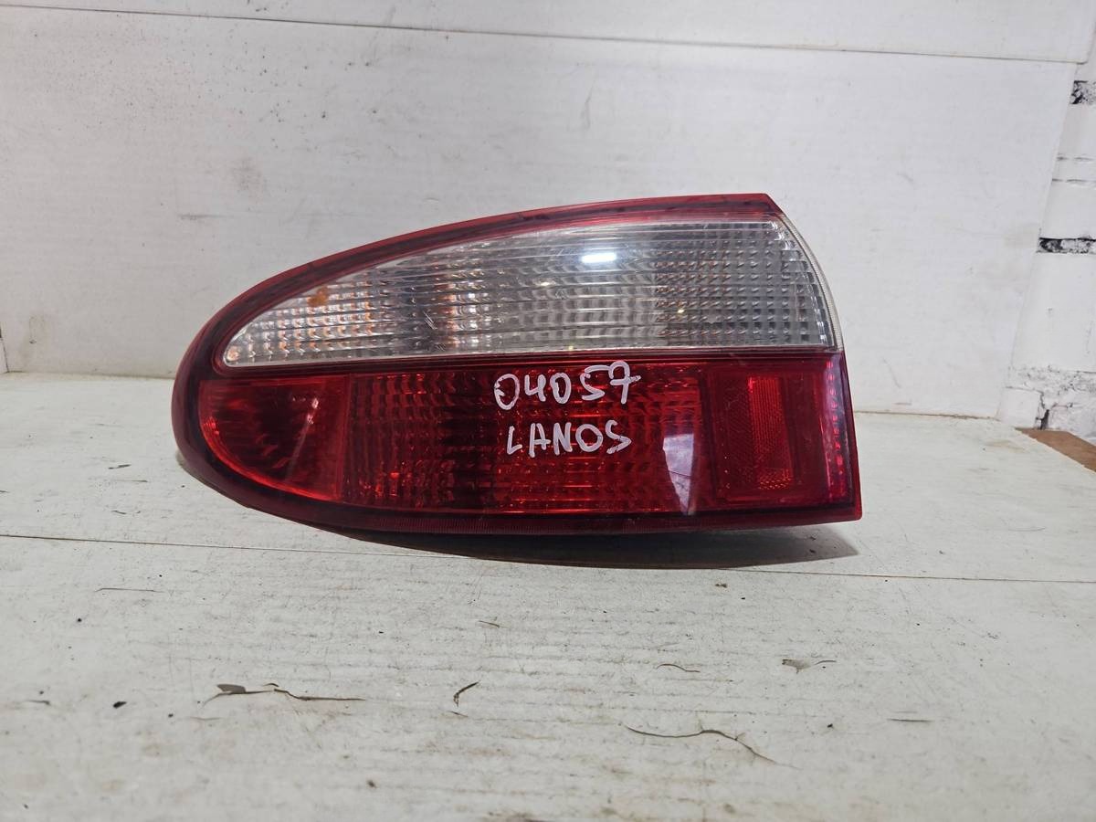 Новое Daewoo Lanos, 1997 г., арт. 24366
