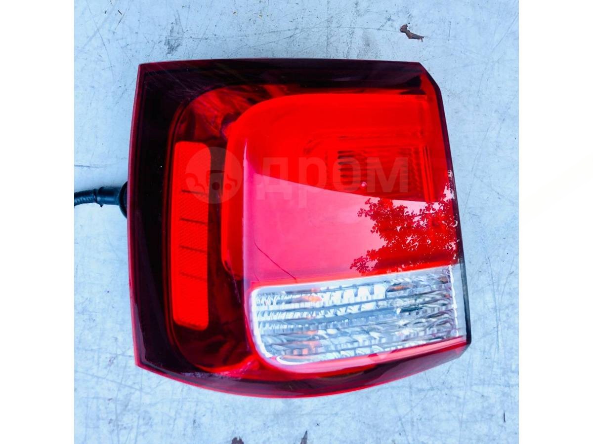 Новое BMW X7 G07, 2012 г., OEM EM3D001226, арт. 2800