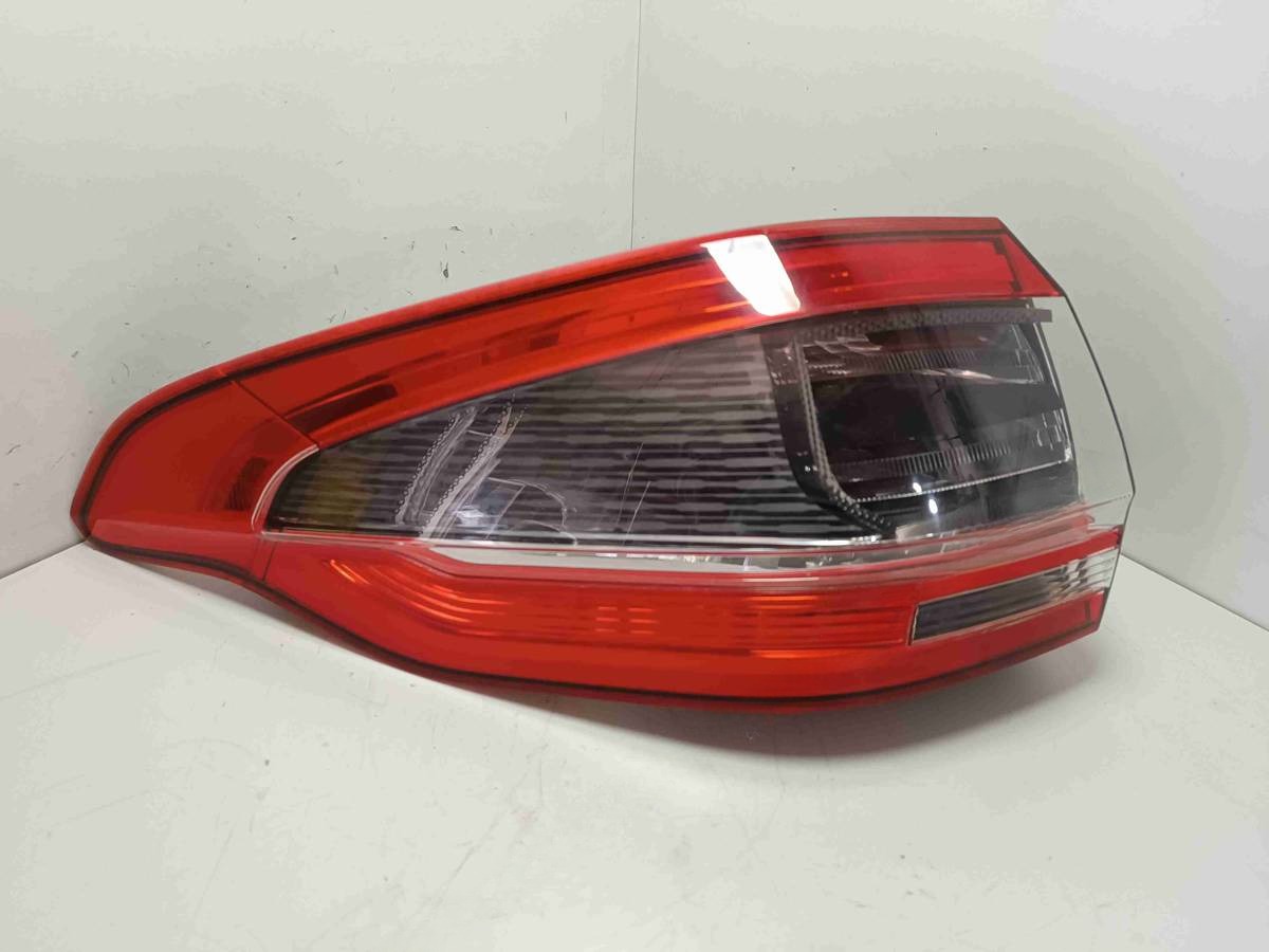 Новое Ford S-Max, 2011 г., OEM 17318701, арт. 3085