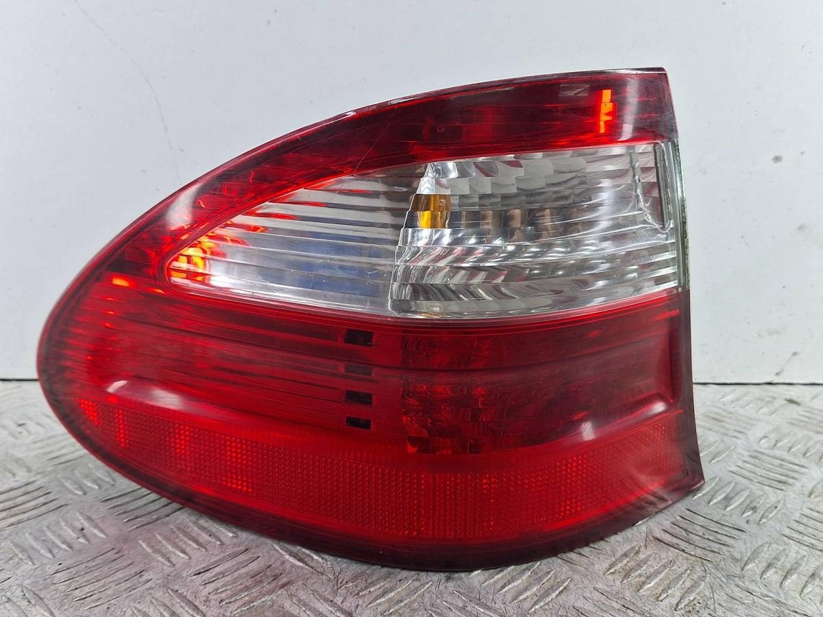 Новое Mercedes E W211, 2004 г., арт. 31118