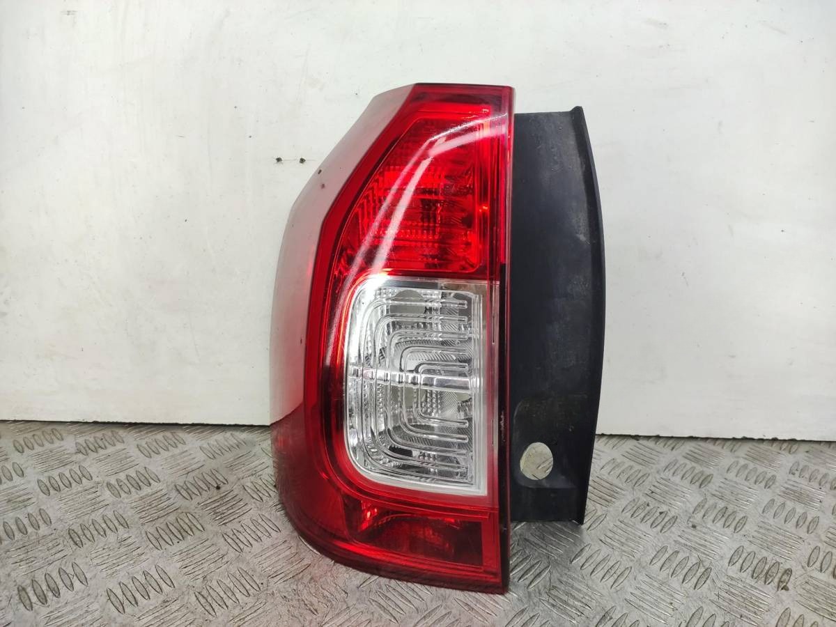 Новое Renault Logan, 2015 г., OEM 265551978R, арт. 37050