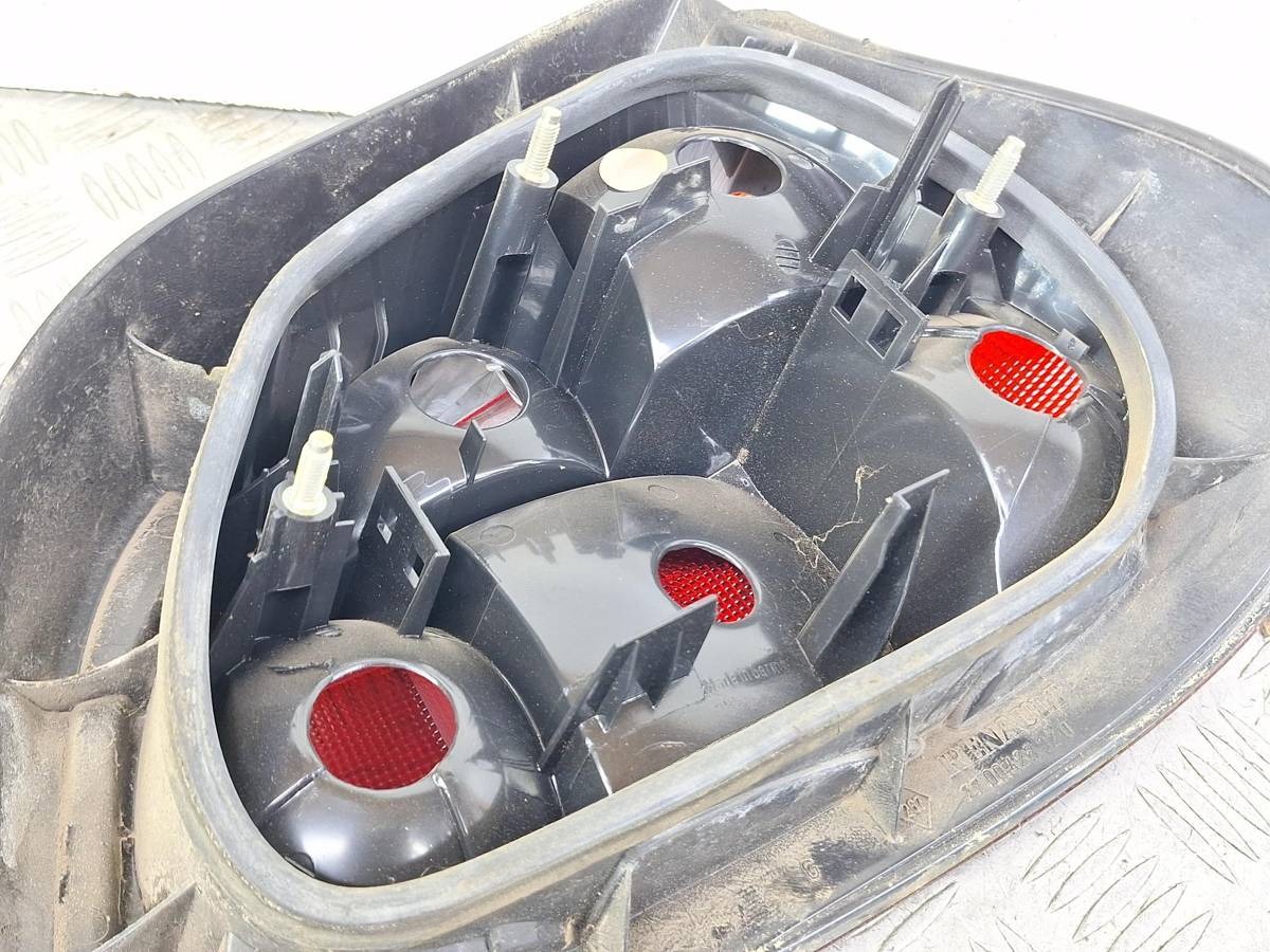 Новое Renault Megane, 2001 г., OEM 7700428320, арт. 42441, фото 6