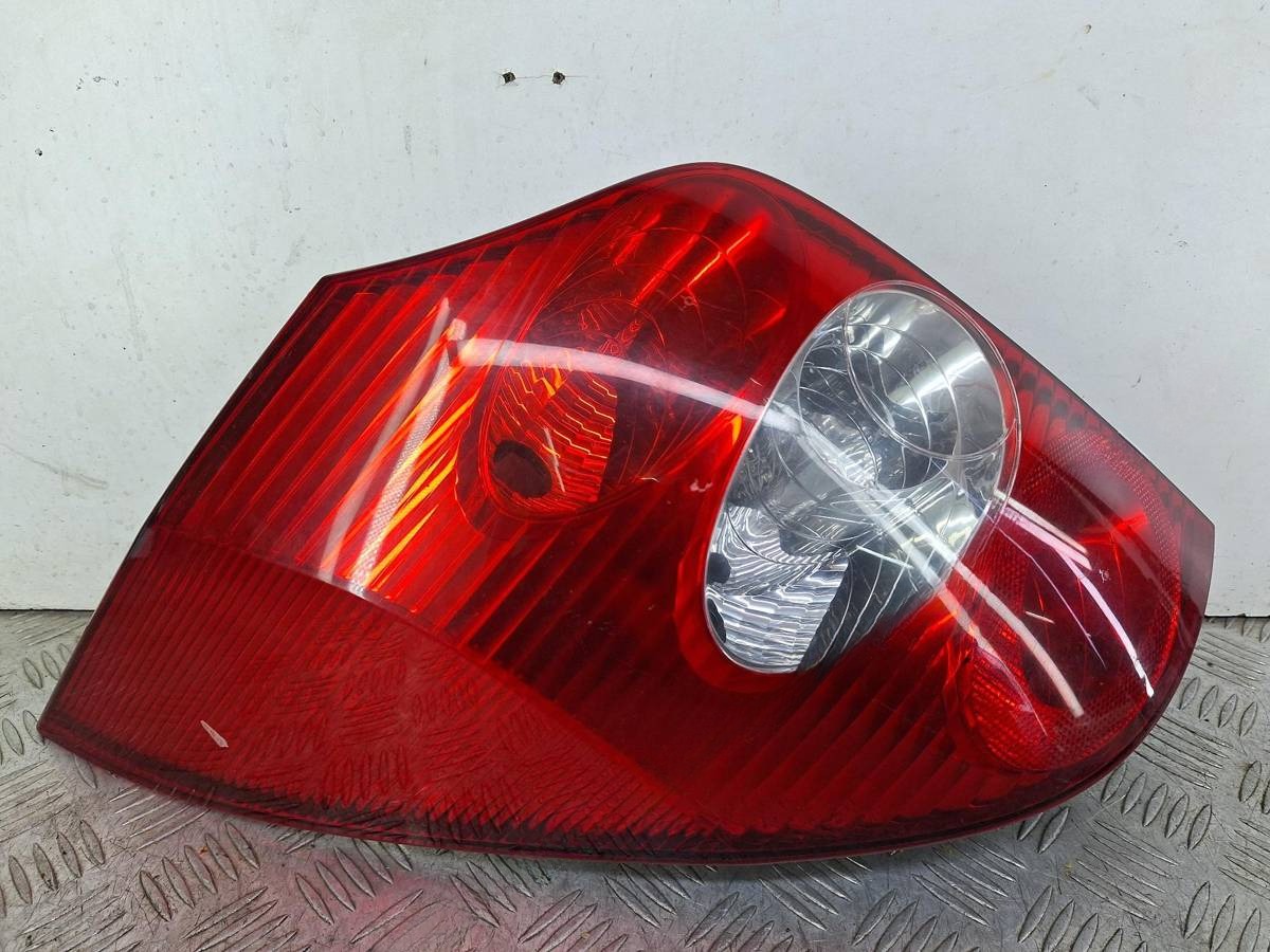 Новое Renault Laguna, 2005 г., OEM 8200002471, арт. 42444