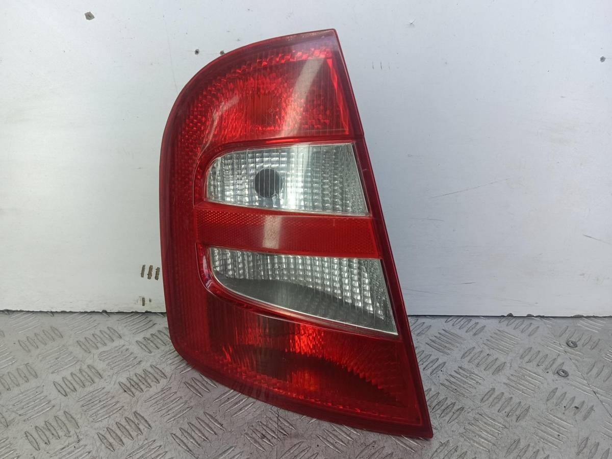 Новое Skoda Fabia, 2002 г., OEM 6Y6945095B, арт. 48748
