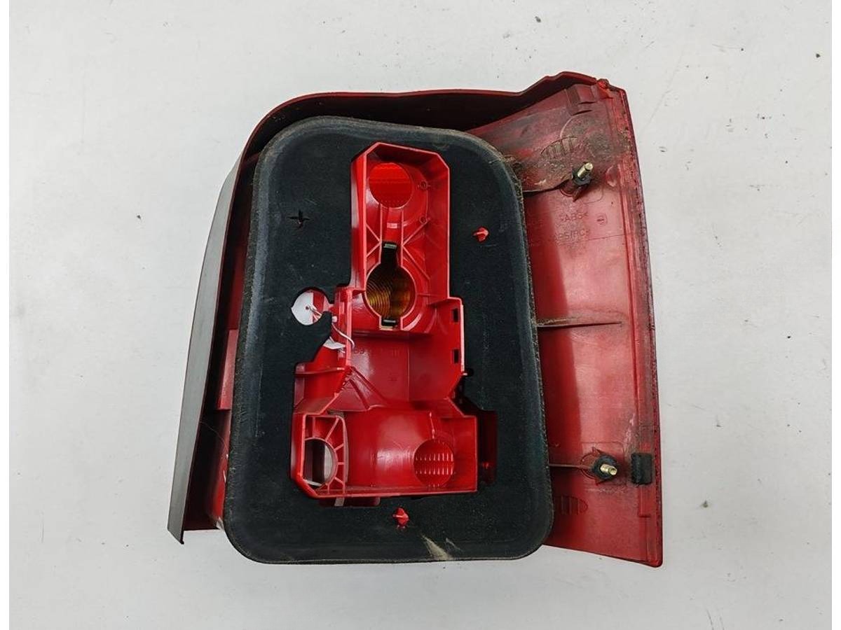 Новое Volkswagen Passat B5, 2000 г., OEM 3B9945111F, арт. 54705819, фото 2