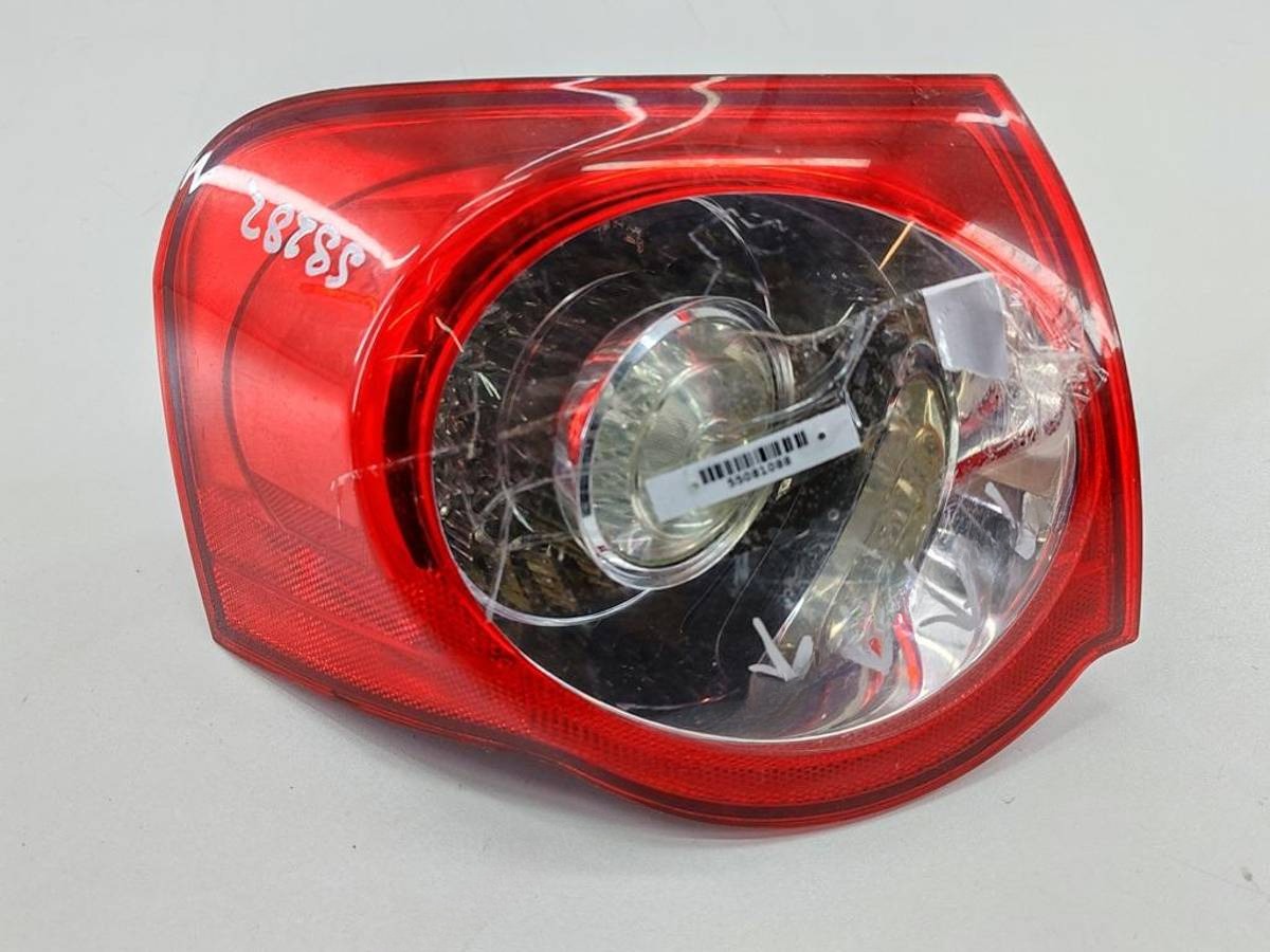 Новое Volkswagen Passat B6, 2007 г., OEM 3C9945095C, арт. 55081088
