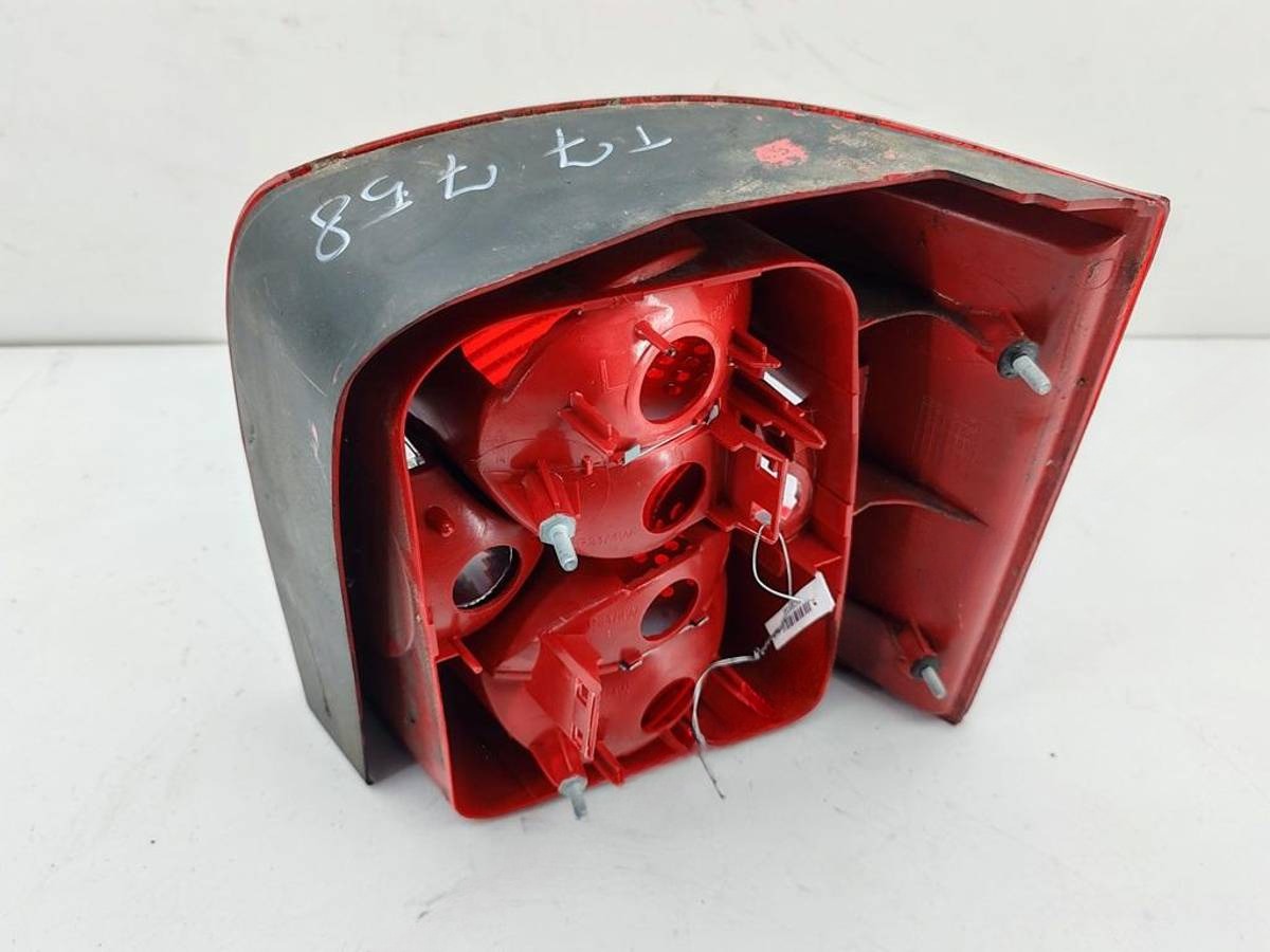 Новое Volkswagen Passat B5, 2002 г., OEM 11A210L, арт. 55289232, фото 2