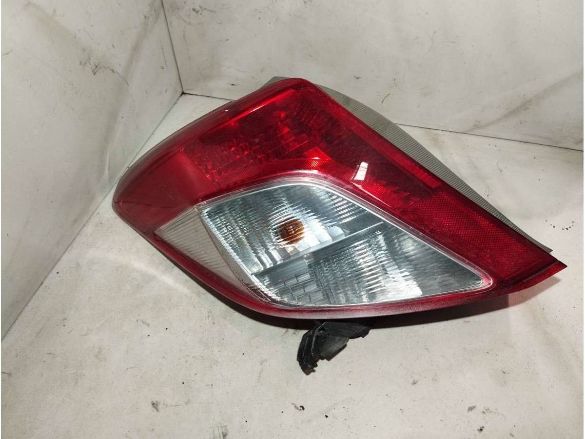 Новое Toyota Yaris, 2012 г., арт. 85033329