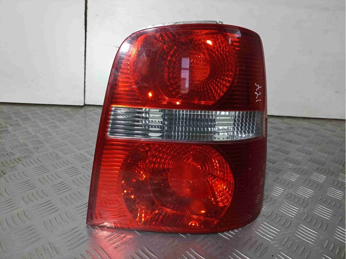 Новое Volkswagen Touran, 2004 г., арт. 014844
