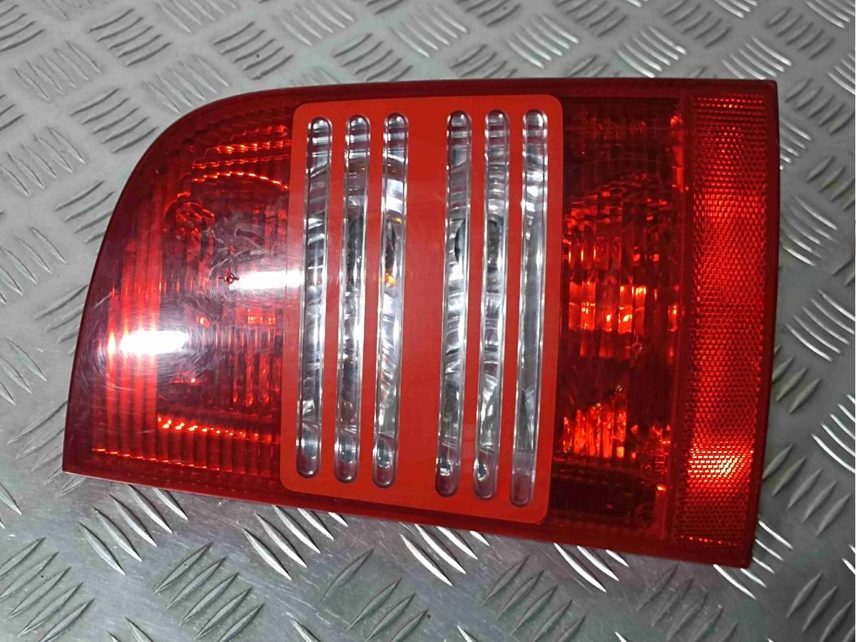 Новое Skoda Octavia, 2003 г., OEM 1U9945096B, арт. 017380