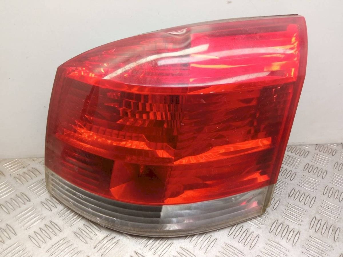 Новое Opel Signum, 2004 г., OEM 13159862, арт. 1041074