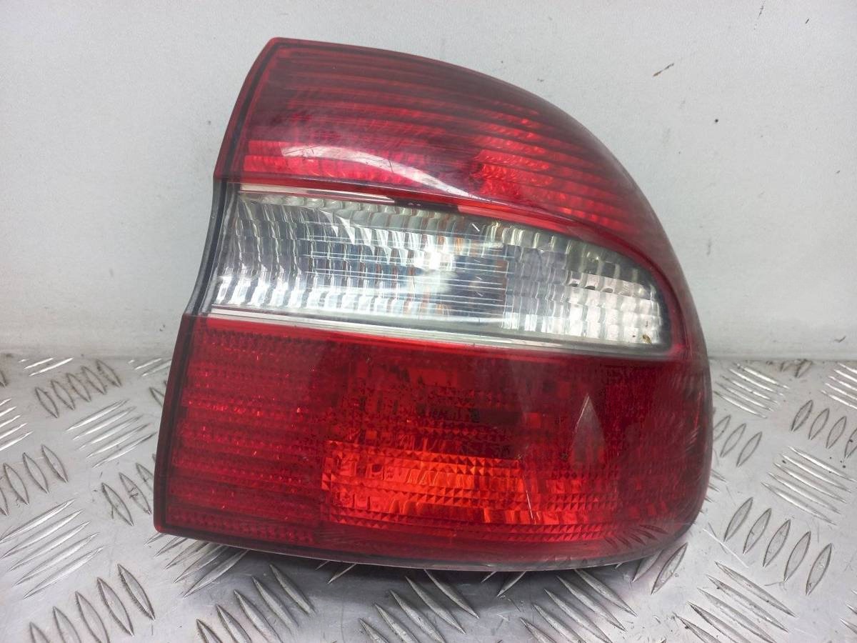 Новое Volvo V40, 1999 г., арт. 1041189