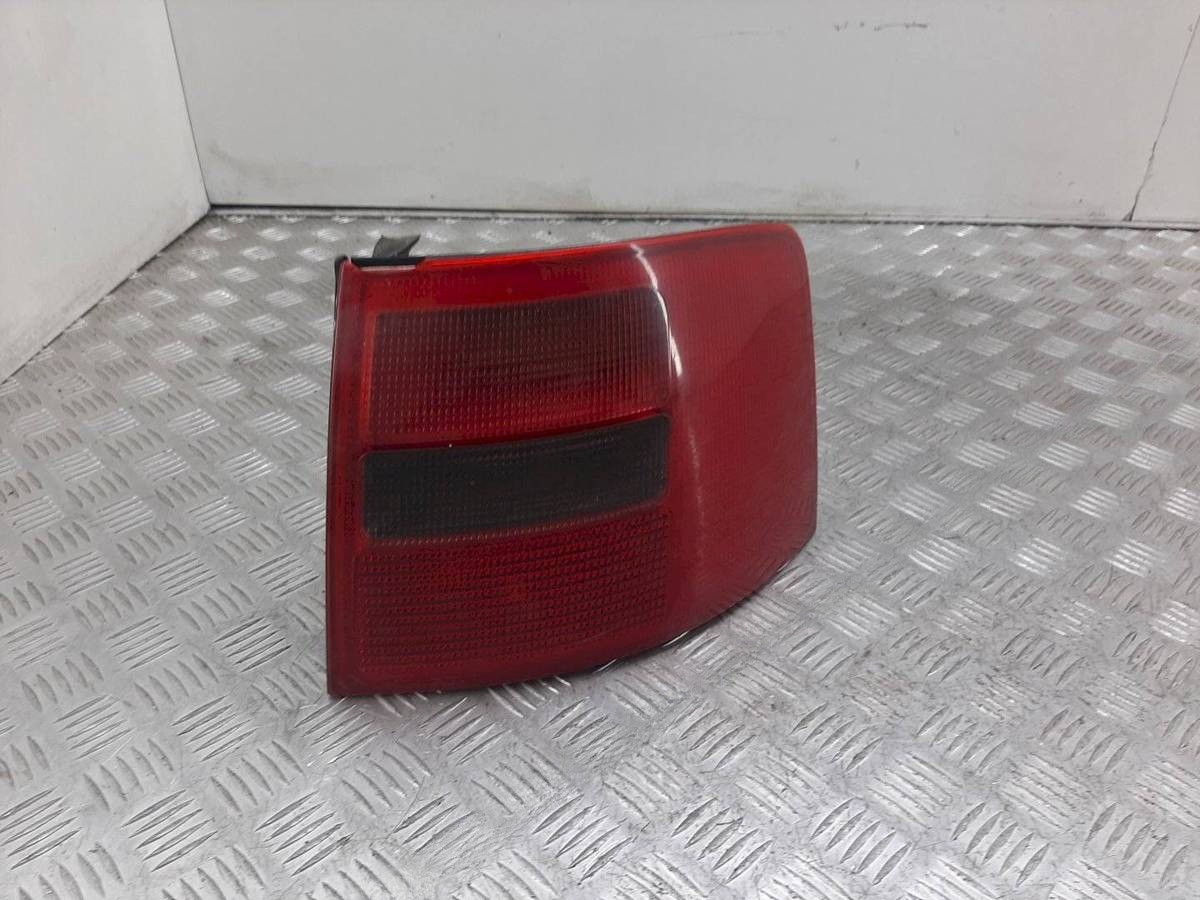 Новое Audi A6, 2001 г., OEM 4B9945096D3FZ, арт. 1043832