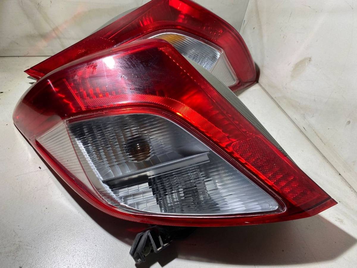 Новое Toyota Yaris, 2012 г., арт. 106100372