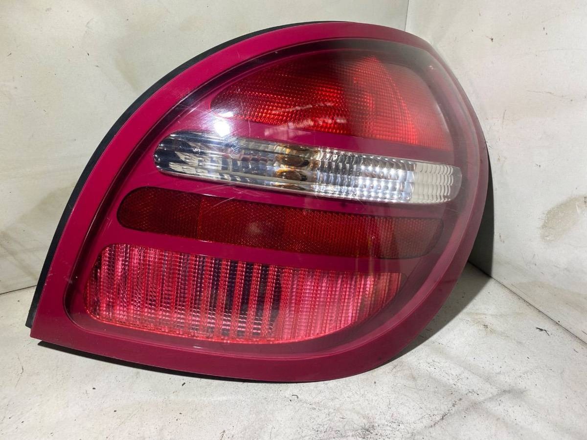 Новое Nissan Almera N16, 2001 г., арт. 106686129