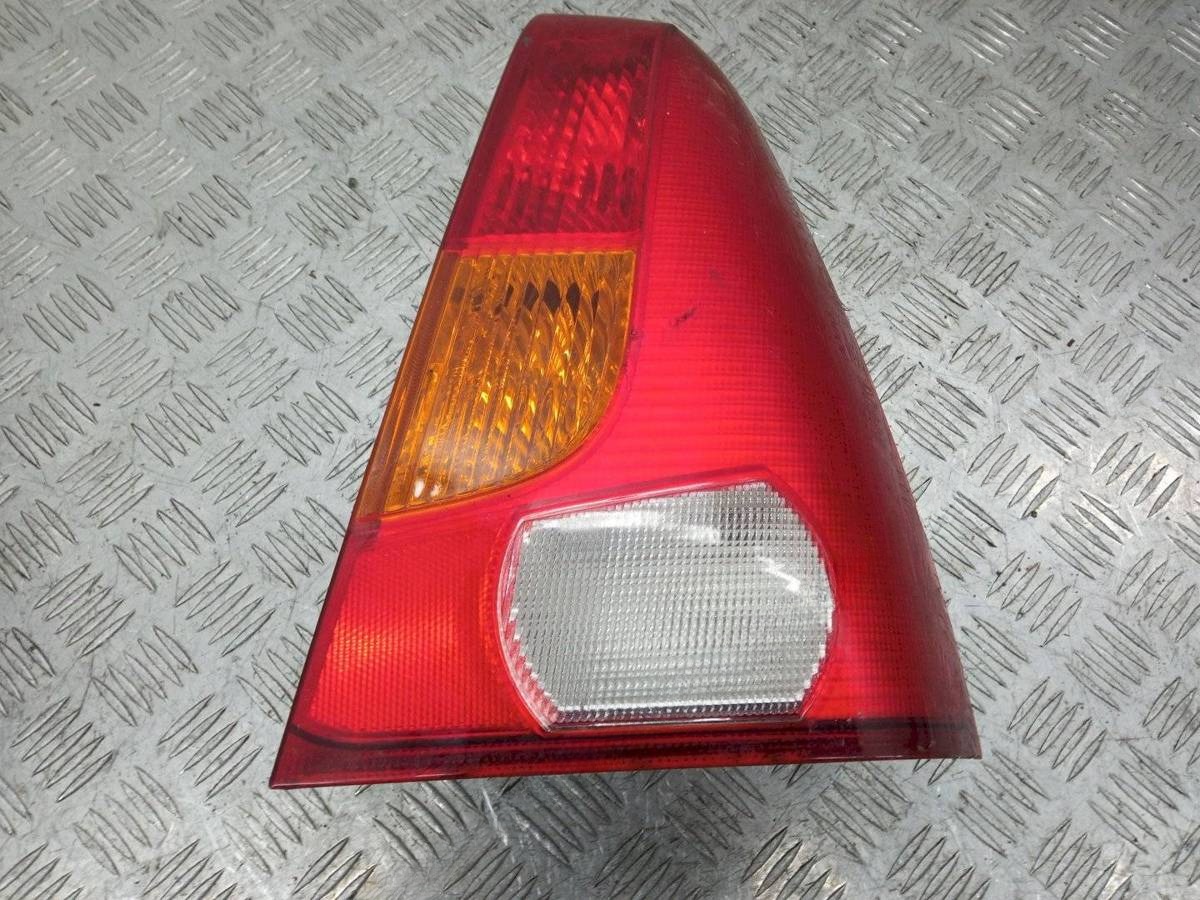Новое Renault Logan, 2006 г., OEM 8200211019, арт. 1079577