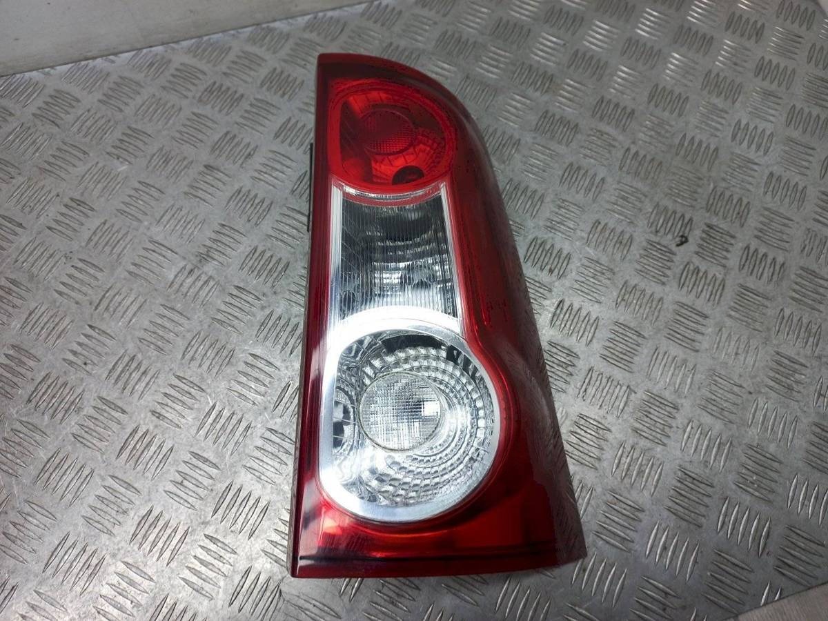 Новое Renault Logan, 2009 г., OEM 8200864610, арт. 1091639