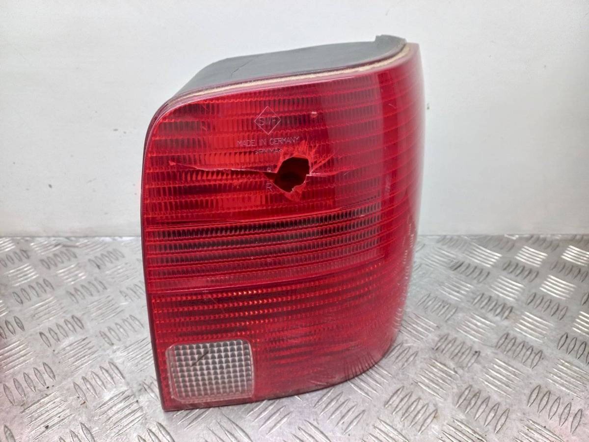 Новое Volkswagen Passat, 2000 г., OEM 3B9945112F, арт. 1094489