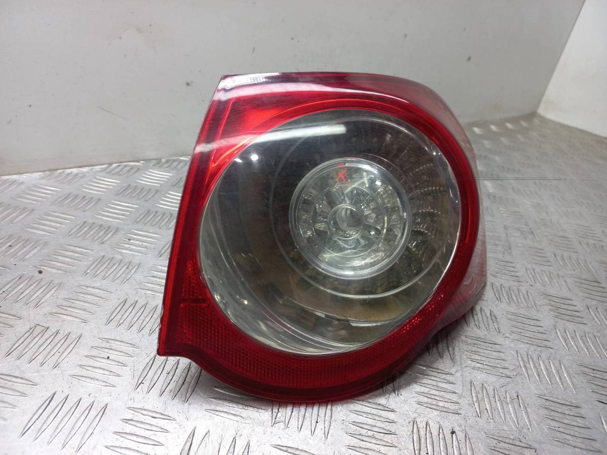 Новое Volkswagen Passat, 2006 г., OEM 3C9945096B, арт. 1100079