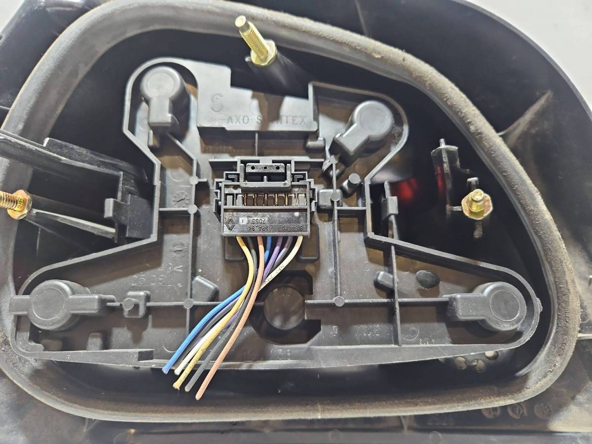 Новое Renault Megane, 1998 г., арт. 22426, фото 4