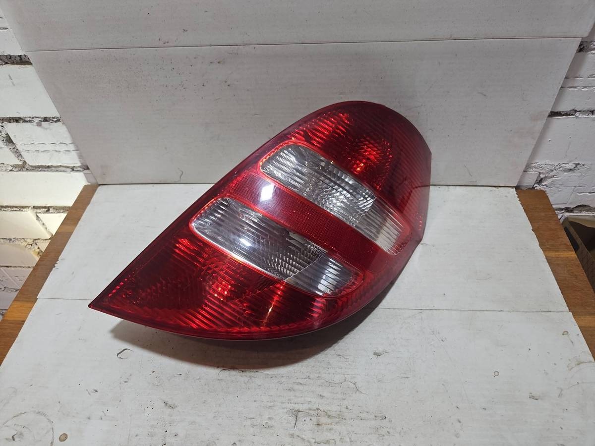 Новое Mercedes A W169, 2005 г., OEM A1698200464, арт. 22449