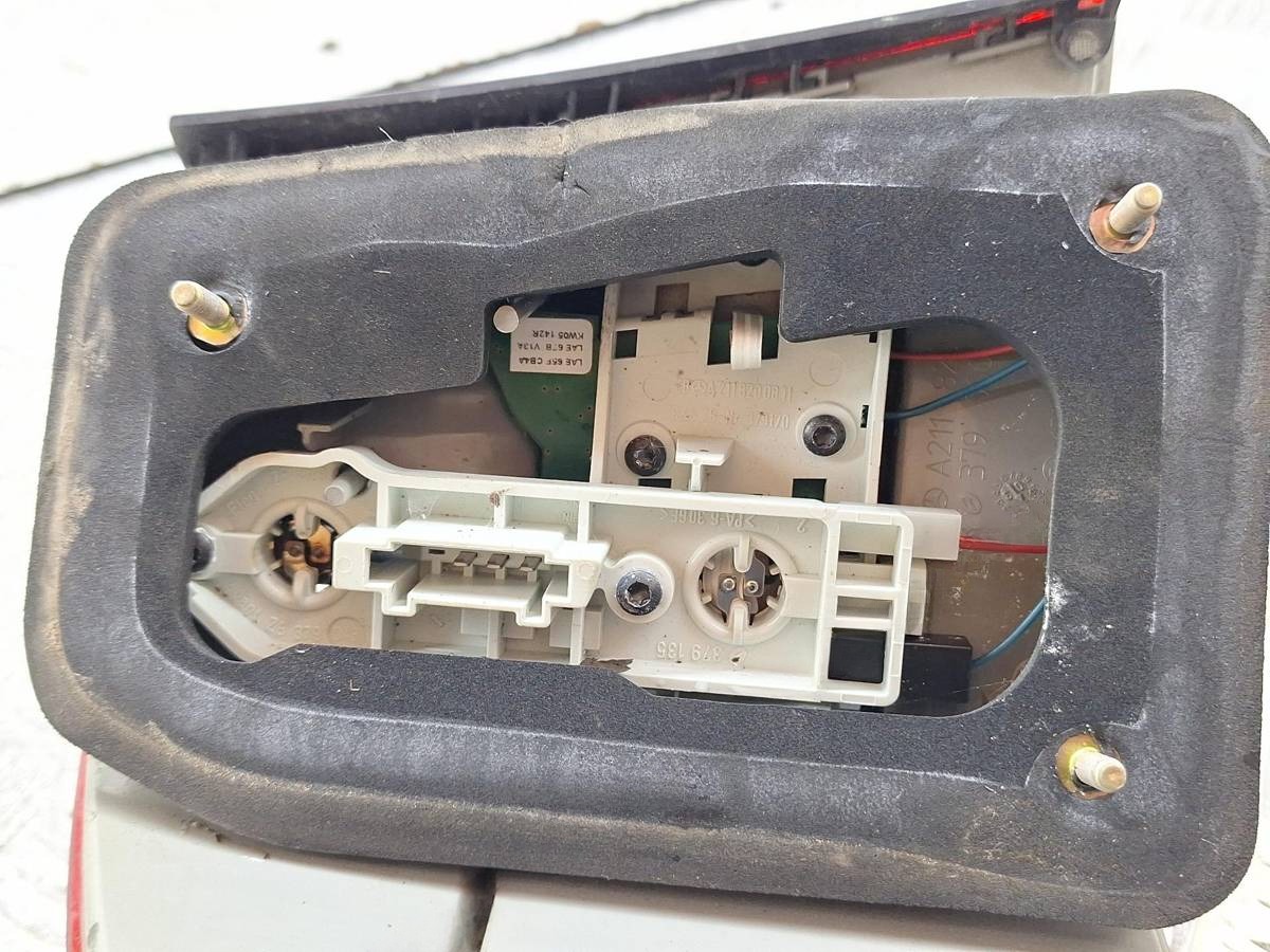 Новое Mercedes E W212 W211, 2004 г., OEM A2048302216, арт. 30256, фото 4