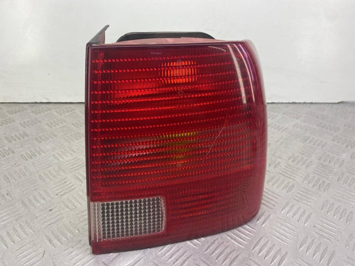 Новое Volkswagen Passat, 2000 г., OEM 3B5945096F, арт. 53608