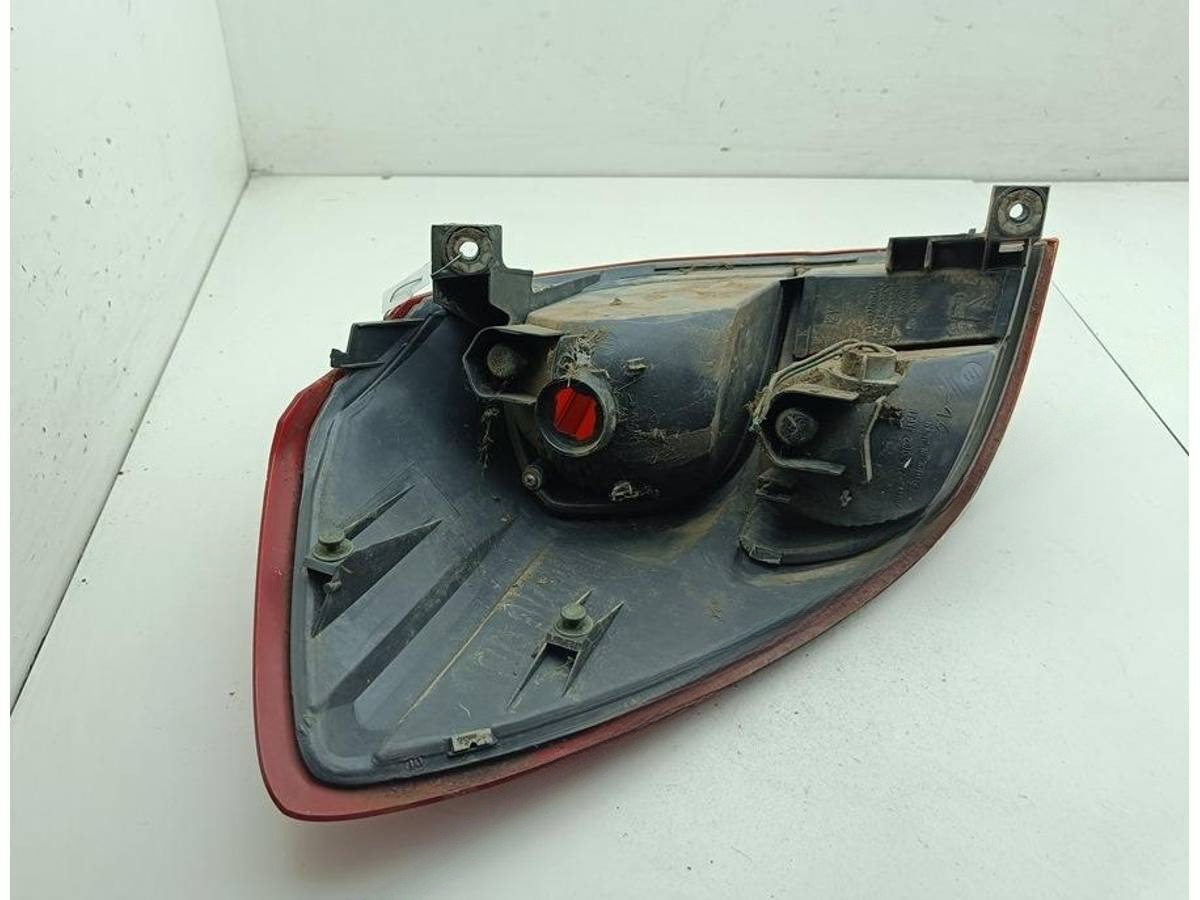 Новое Subaru Legacy, 2005 г., OEM 84201AG000, арт. 54327123, фото 2