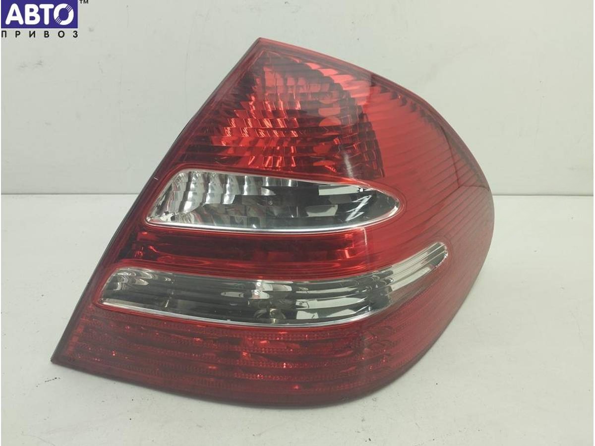 Новое Mercedes E W211, 2004 г., OEM 2118200464, арт. 54820642