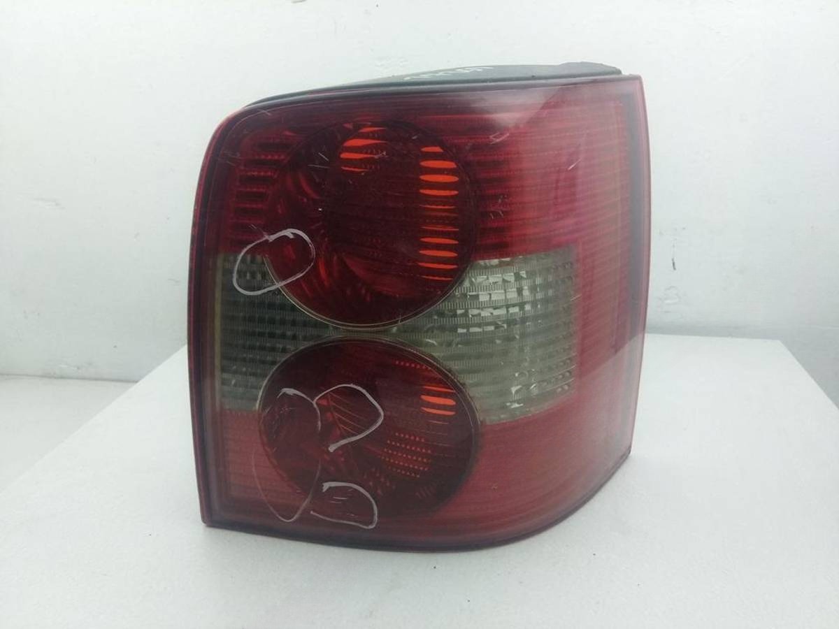 Новое Volkswagen Passat B5, 2001 г., OEM 3B9945096AA, арт. 54925551