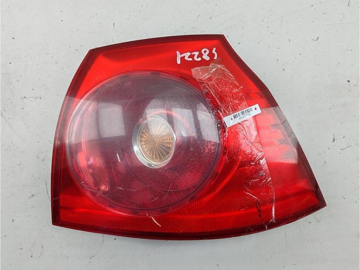 Новое Volkswagen Golf, 2004 г., OEM 1K6945096G, арт. 55107773