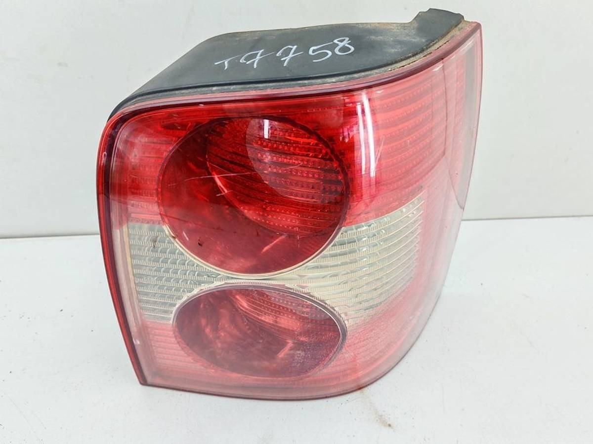 Новое Volkswagen Passat B5, 2002 г., OEM 3B9945096AA, арт. 55289233