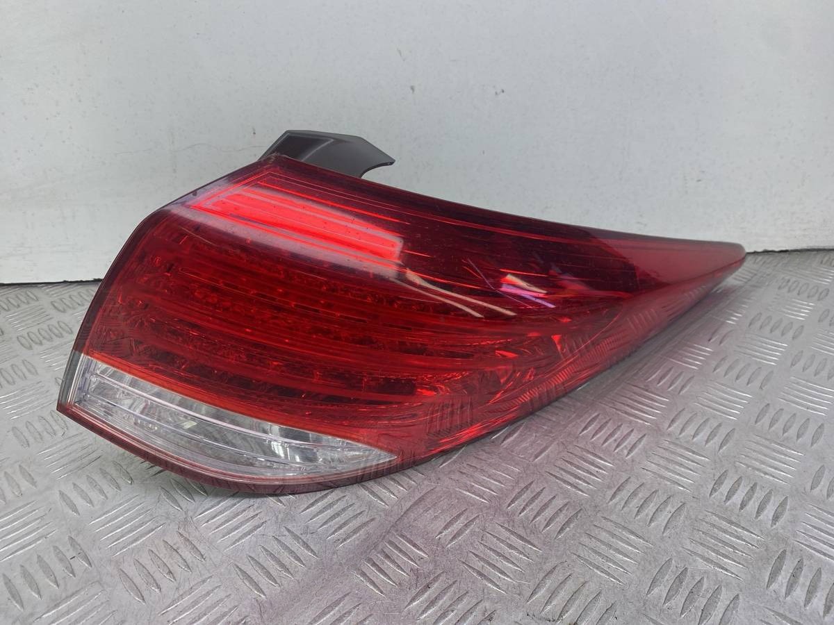Новое Hyundai i40, 2013 г., OEM 924023Z000, арт. 63782