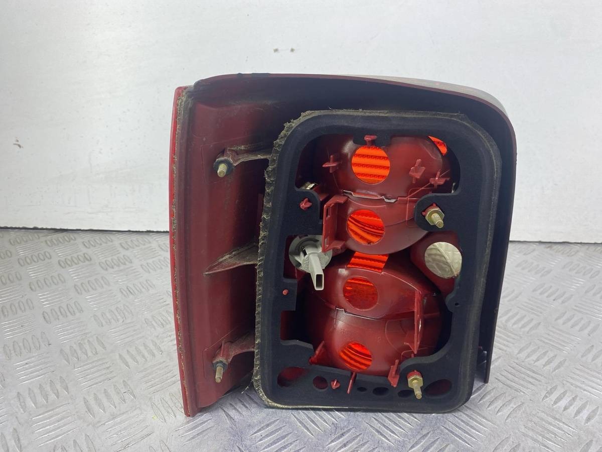 Новое Volkswagen Passat, 2001 г., OEM 3B9945096AA, арт. 63795, фото 3