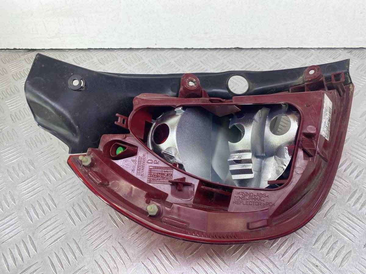 Новое Renault Clio, 2012 г., OEM 8200886946, арт. 63799, фото 5