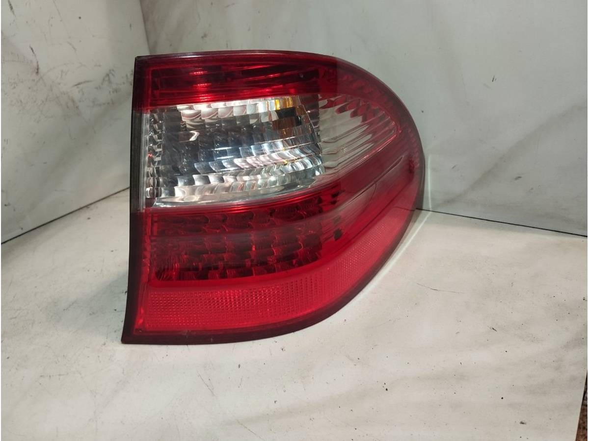 Новое Mercedes E W211, 2005 г., арт. 95888779