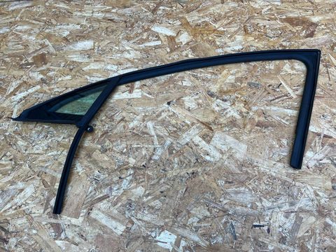 Форточка передняя левая Kia K5, 2025 г., OEM 82531L2000, арт. 01943258