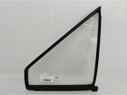 Форточка передняя левая Volkswagen Passat, 1987 г., арт. 10128906