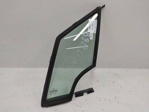 Форточка передняя левая Mercedes A W168, 2003 г., арт. 10217567