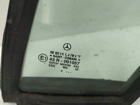 Форточка передняя левая Mercedes A W168, 1998 г., арт. 10217599, фото 2