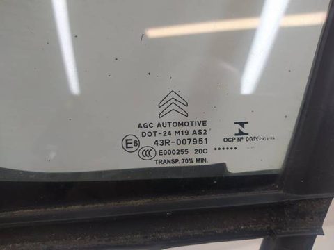 Форточка передняя левая Citroen C3, 2013 г., арт. 10394018, фото 3