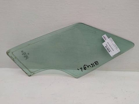 Форточка передняя левая Mercedes A W168, 2000 г., арт. 10419616
