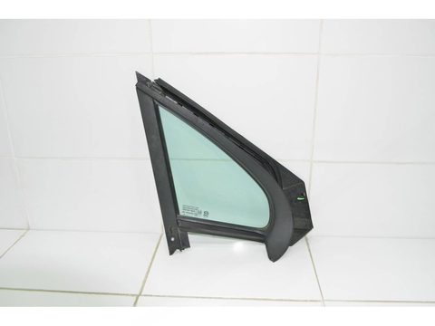 Форточка передняя левая Peugeot 208 CC, 2016 г., OEM 9801476080, арт. 122664, фото 6