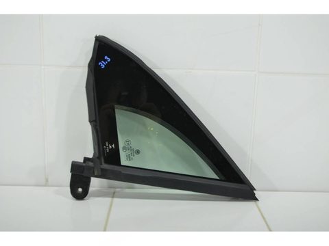 Форточка передняя левая Volkswagen Tiguan AD1, 2019 г., OEM 5NA845113F, арт. 123626