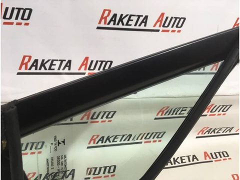 Форточка передняя левая Porsche Macan, 2018 г., OEM 95b845113e, арт. 12419, фото 12