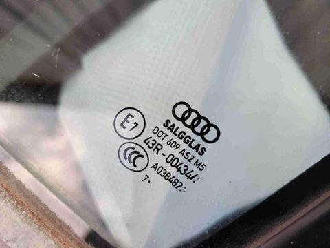 Форточка передняя левая Audi Q7 4M, 2017 г., арт. 1327, фото 3