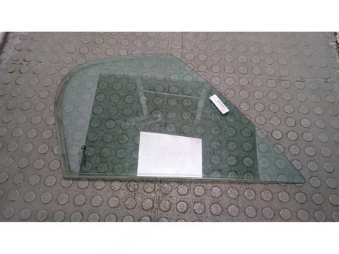 Форточка передняя левая Nissan Primastar I, 2001 г., OEM 8024500QAB, арт. 20922011